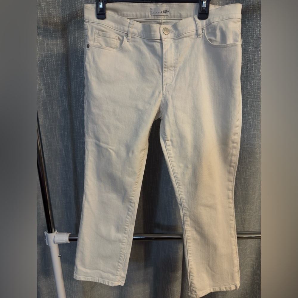 Loft White Modern Skinny Crop Kick Jeans size 31